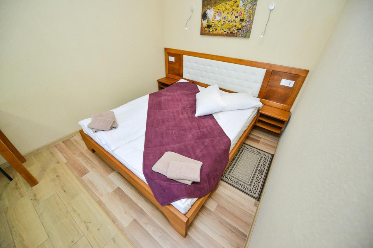 Forest Hotel Polis'ke Kültér fotó