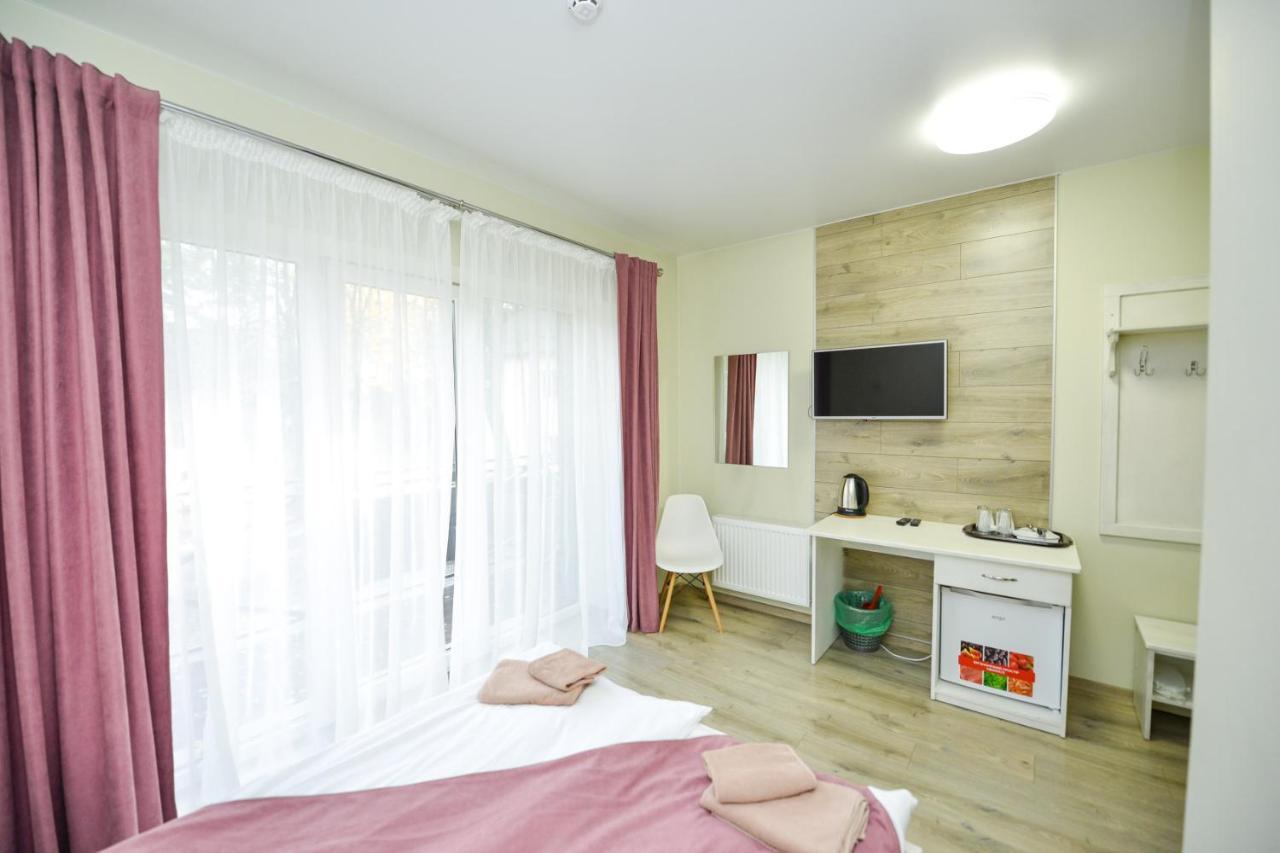 Forest Hotel Polis'ke Kültér fotó